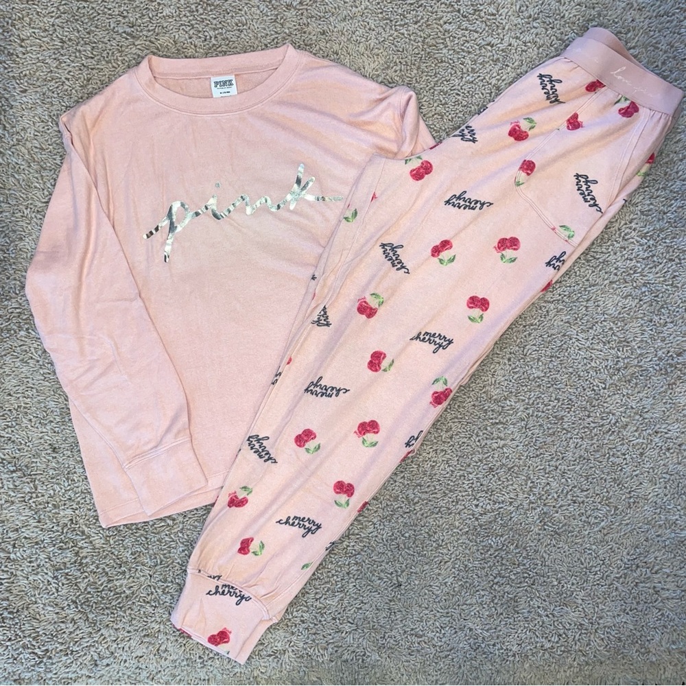Victoria’s Secret PINK Sleepwear Lounge Merry Cherry Silver Pink Set Medium